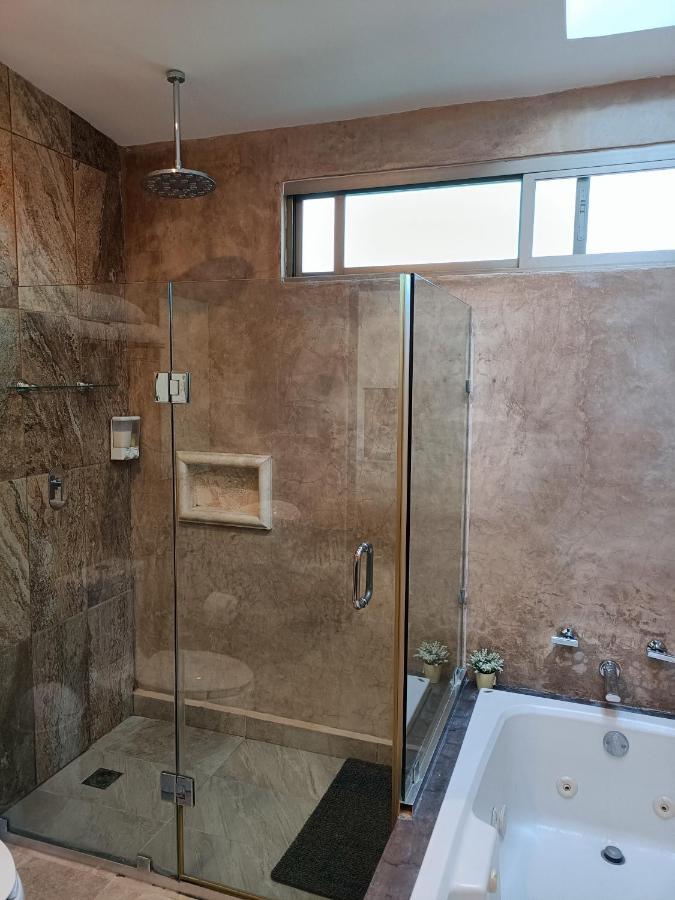 Casa Hector, Con Jacuzzi, Cerca Del Foro Gnp. Villa Merida Ngoại thất bức ảnh